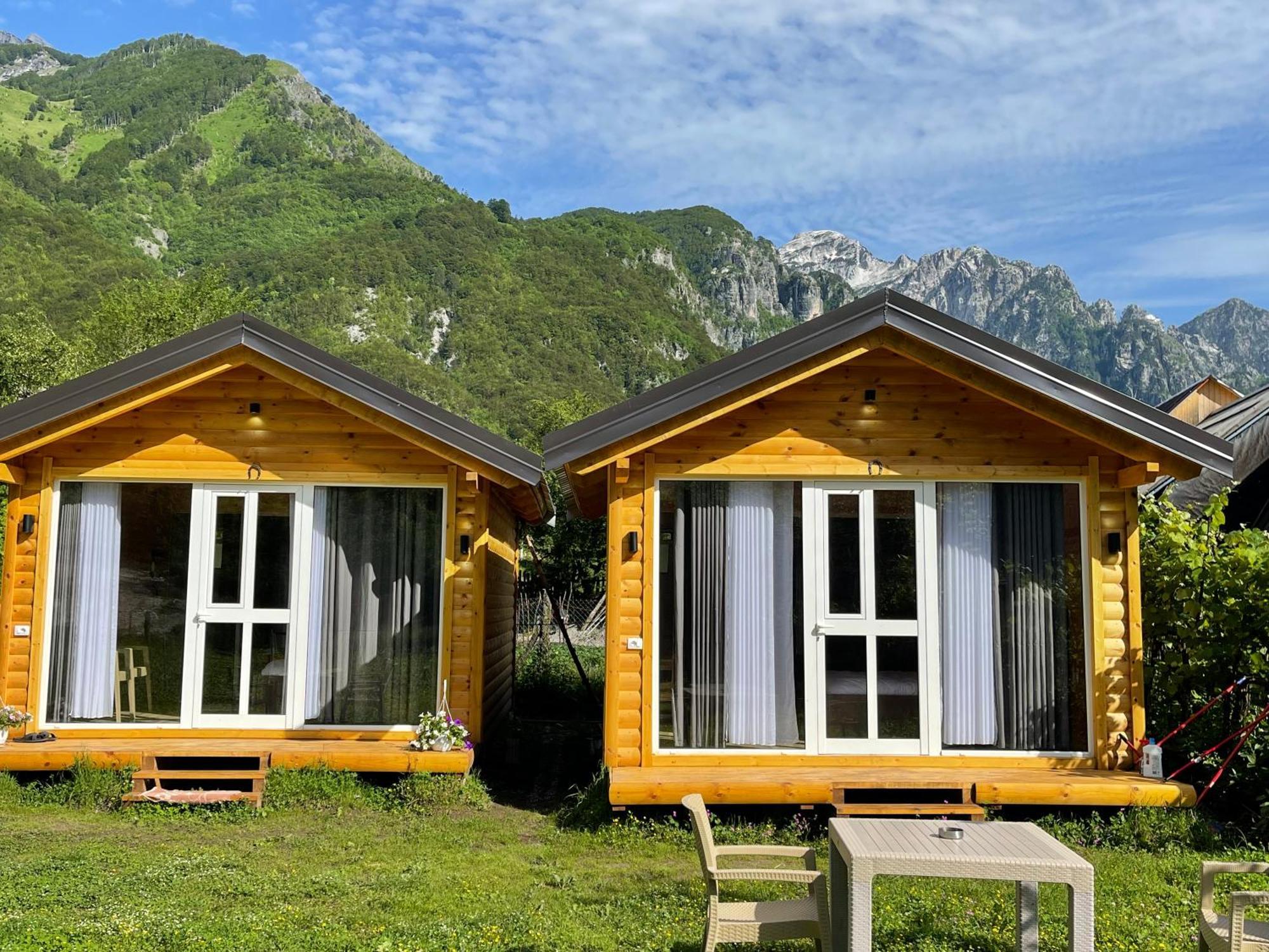 Thethi Mountain Villas Esterno foto