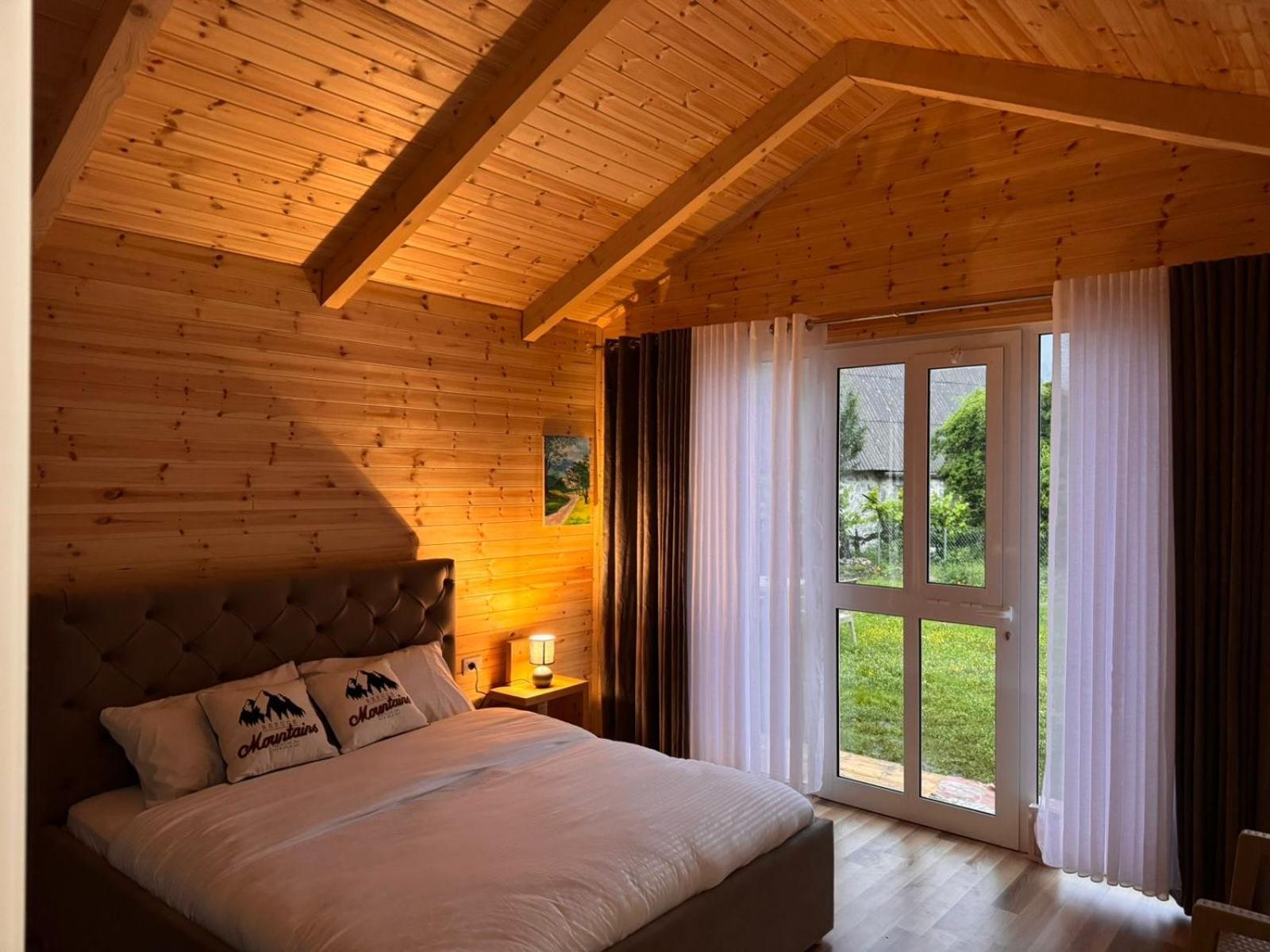 Thethi Mountain Villas Esterno foto