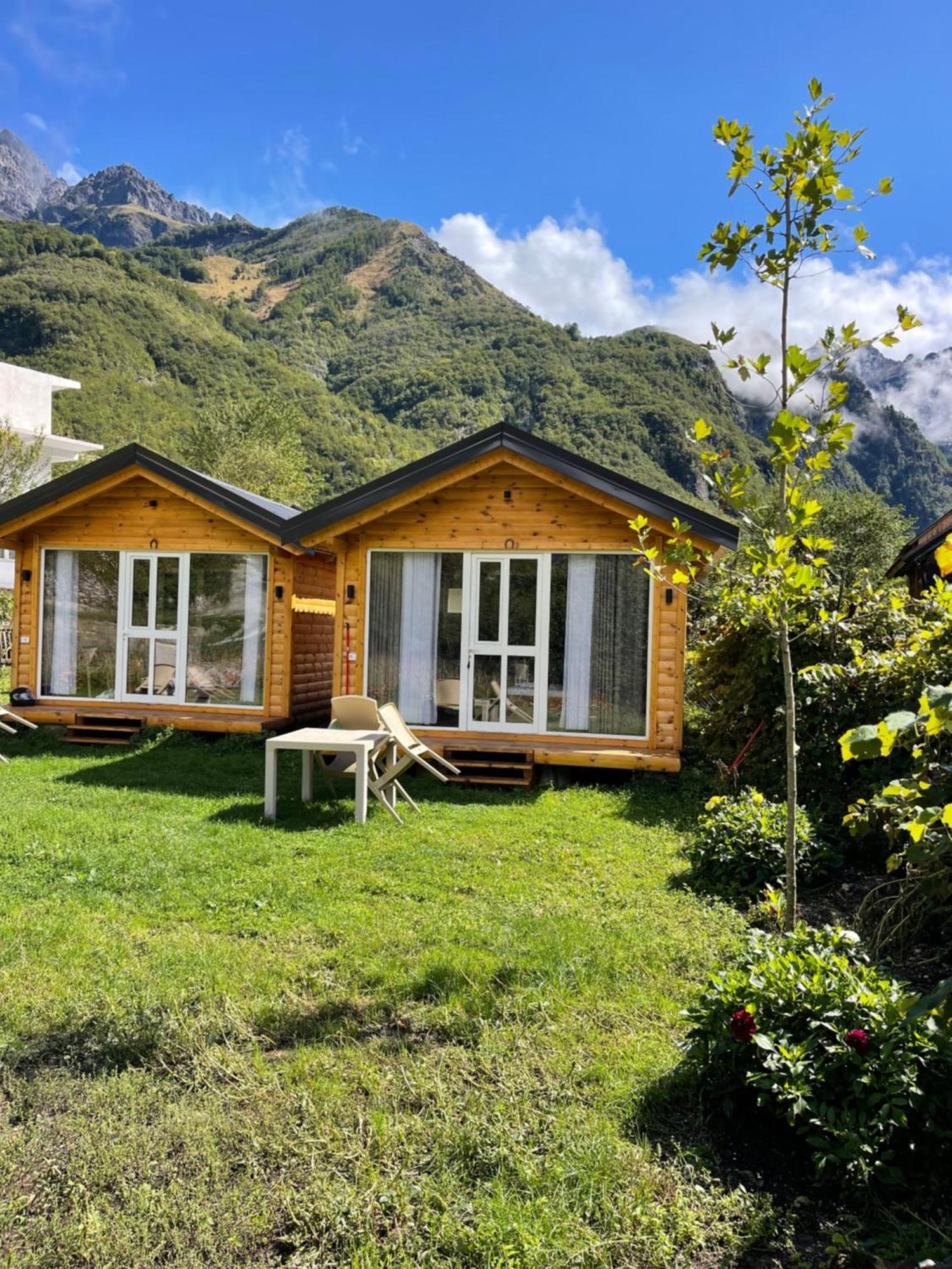 Thethi Mountain Villas Esterno foto